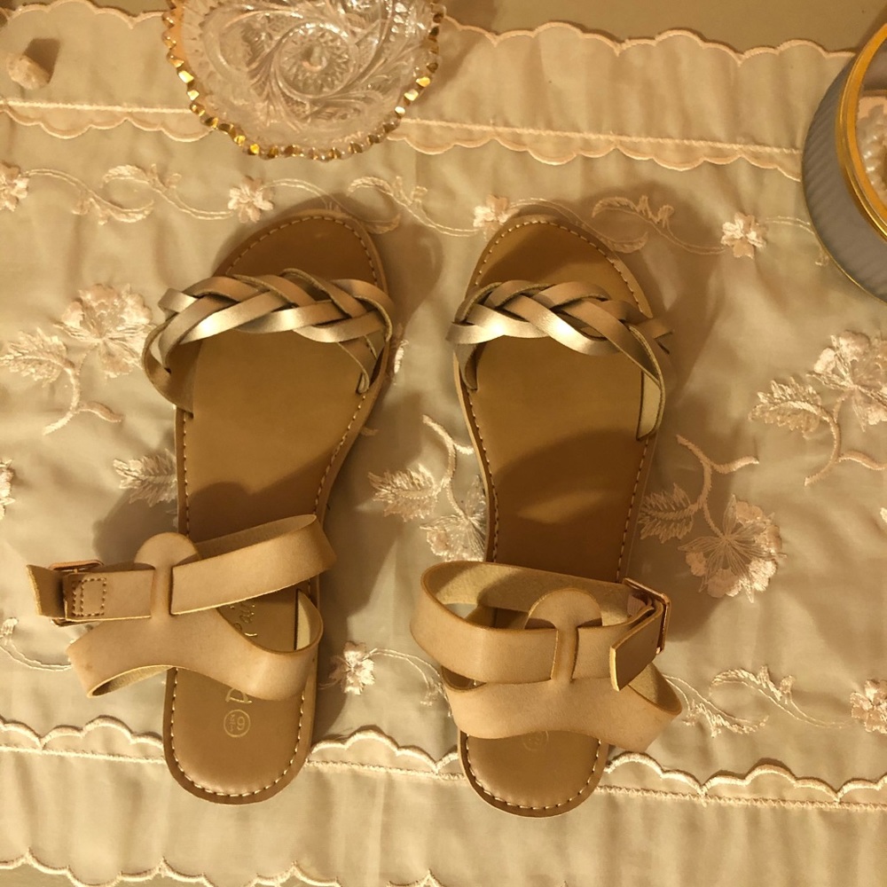 Size 6.5 Brand New Gold Sandals
